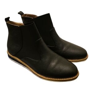 Kelly & Katie Black Leather Chelsea Boots